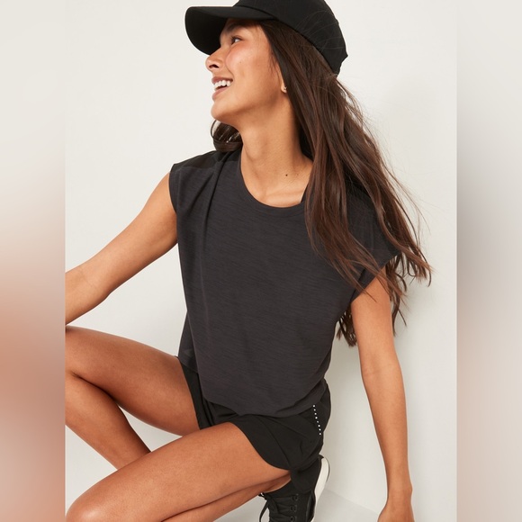 Old Navy Loose Breathe ON Short-Sleeve T-Shirt (Women’s L Tall) - Picture 8 of 8